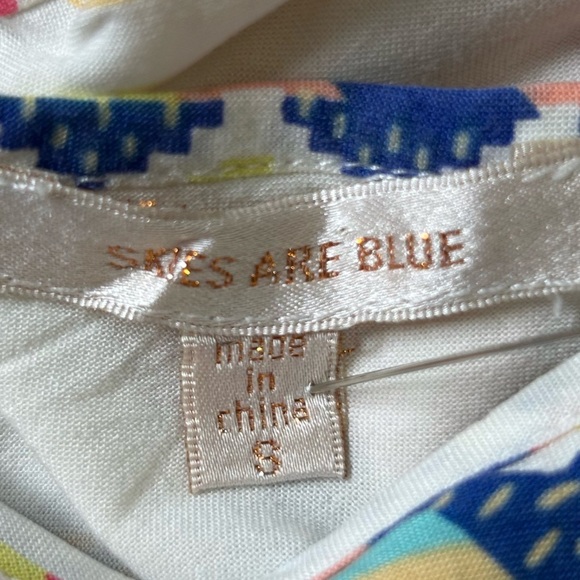 Skies Are Blue Aztec/Geometric Print Sleeveless Maxi Sundress. Size Small. - Picture 5 of 7